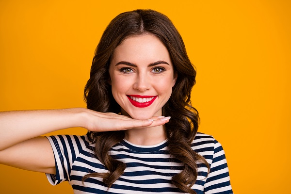 How Can Cosmetic Dentistry Improve Stained Teeth?