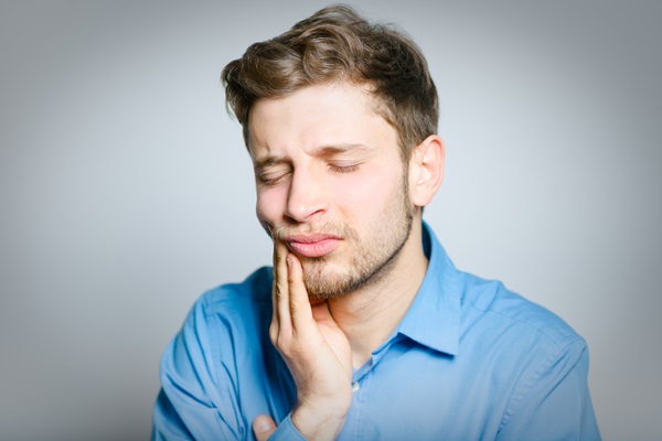 When A Damaged Tooth Is A Dental Emergency