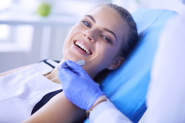 A Dentist Explains   Dental Restoration Procedures