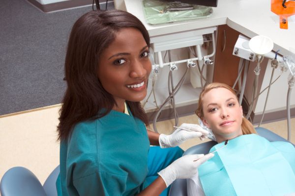 How A General Dentist Fixes Cavities