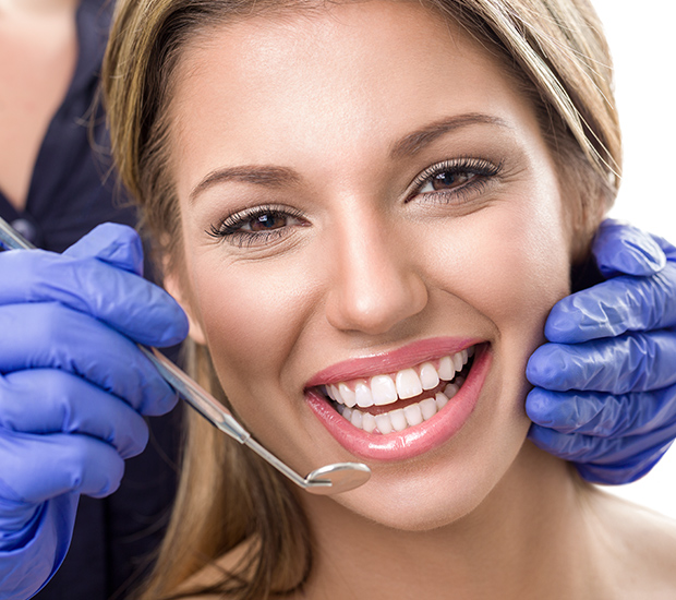 San Antonio Teeth Whitening at Dentist